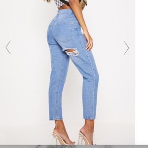 Pretty Little Thing Butt Rip Boyfriend Jean